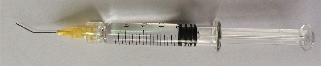 Dental syringe